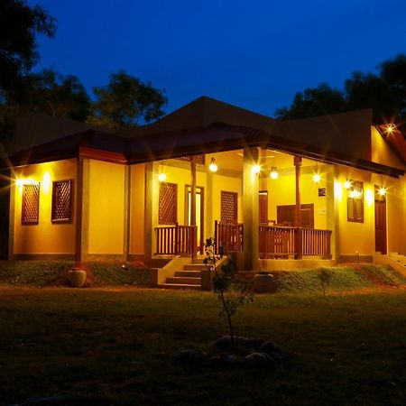 Villa De Lagoon View แทนกาลเล ภายนอก รูปภาพ