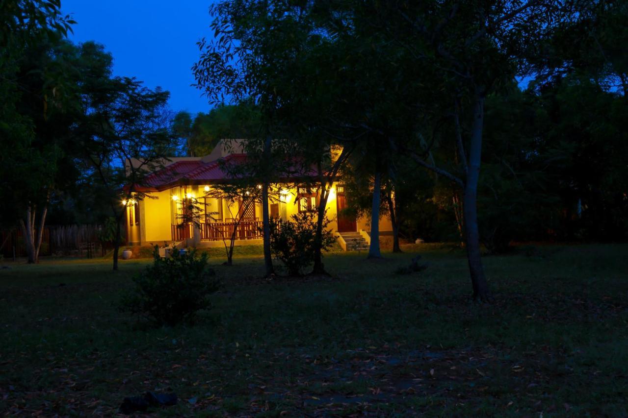 Villa De Lagoon View แทนกาลเล ภายนอก รูปภาพ