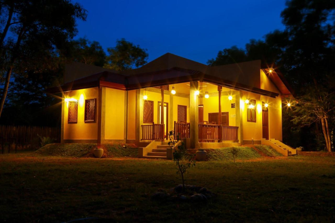 Villa De Lagoon View แทนกาลเล ภายนอก รูปภาพ